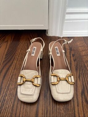 Bibi lou Cream Croc-Embossed Slingback Heels with Gold Hardware size 36